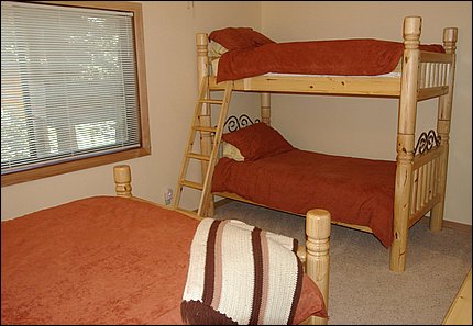 bunk3.JPG